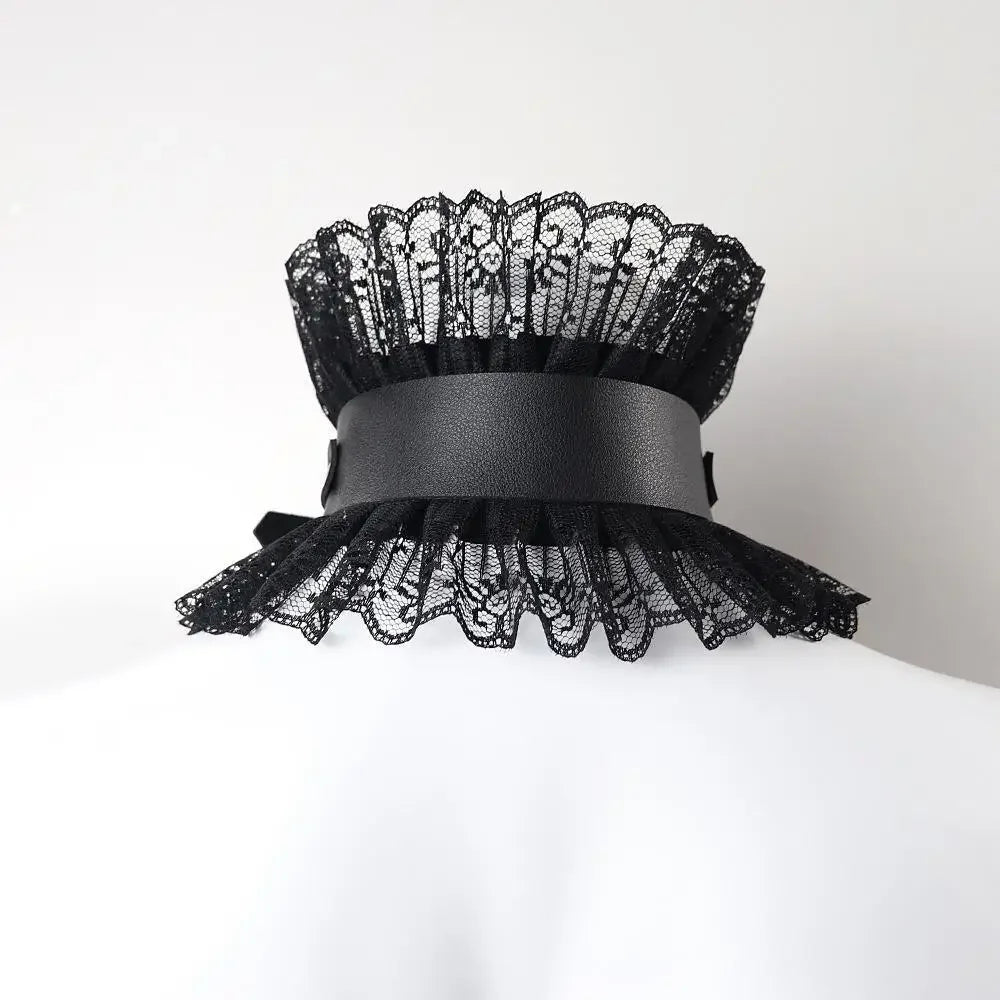 Choker z kołnierzem