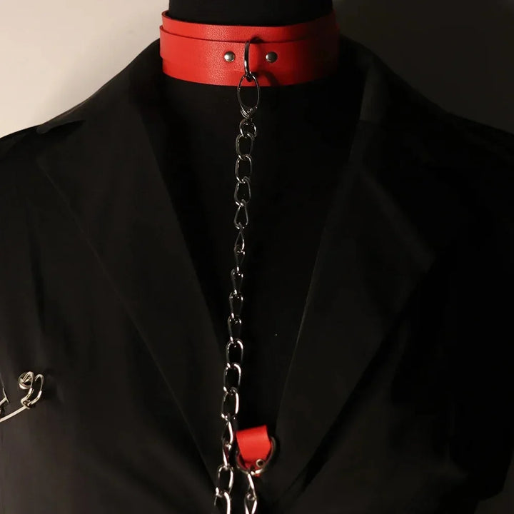 Choker z łańcuchem