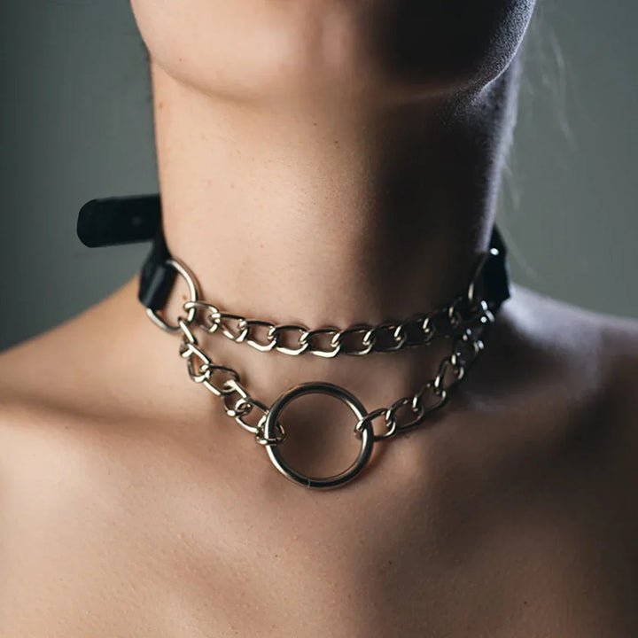 Choker z łańcuszkiem