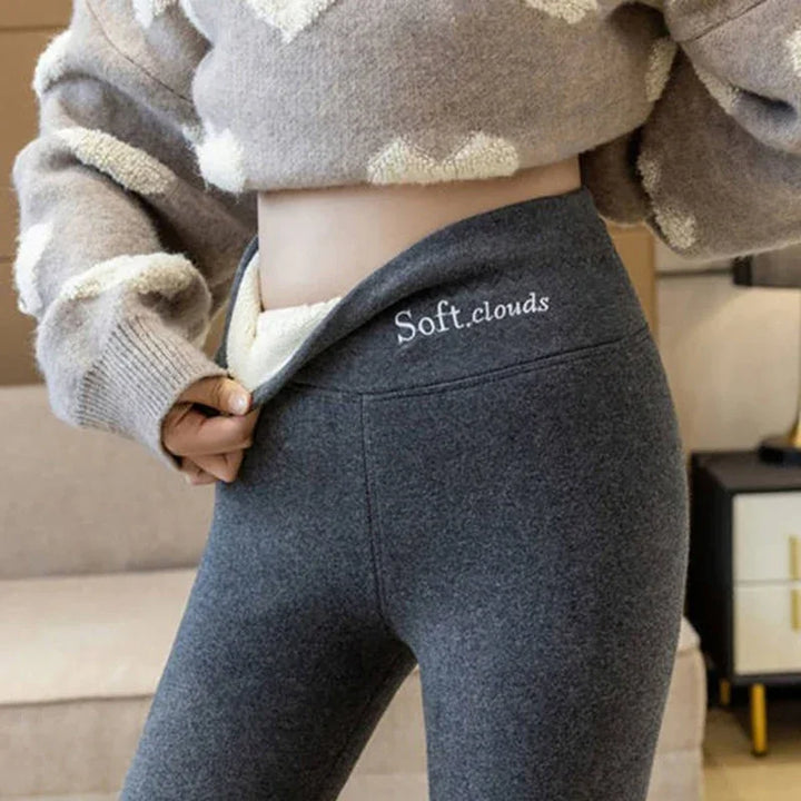 Domowe legginsy damskie z futerkiem