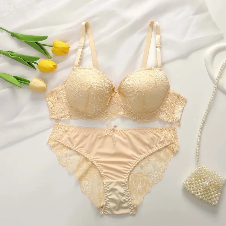 Koronkowy komplet bielizny