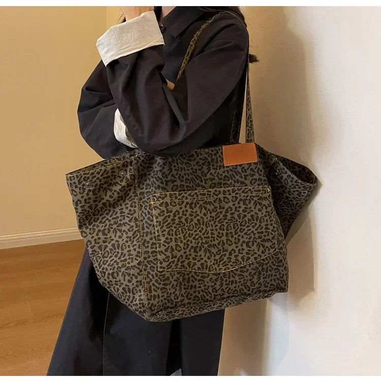 Materiałowa torba shopper w panterkę