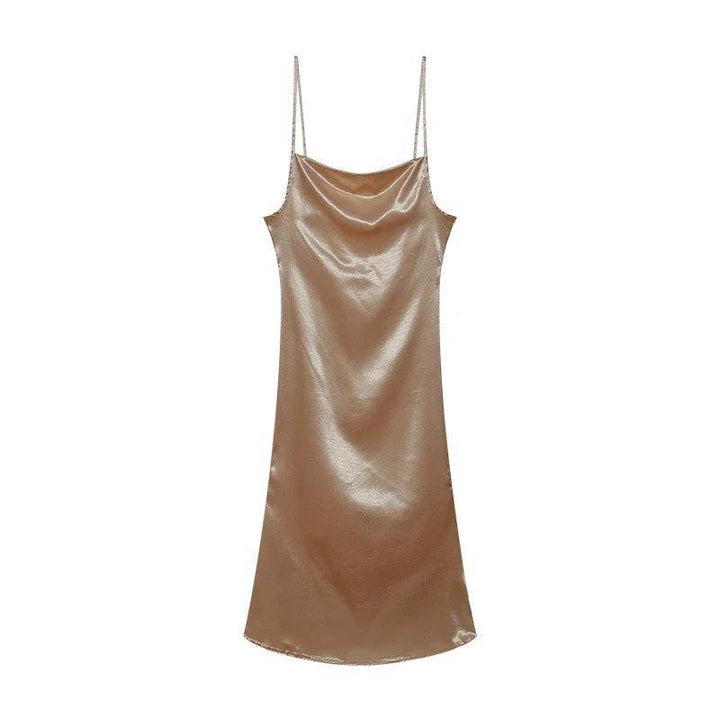 Satynowa sukienka maxi