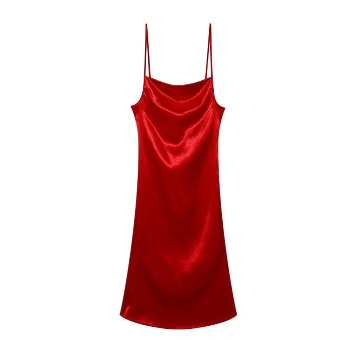 Satynowa sukienka maxi