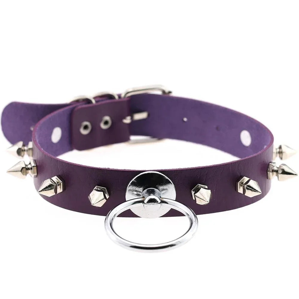 Skórzany choker z kolcami